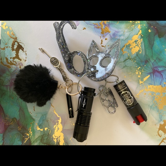 Defense keychains - Picture 3 of 9